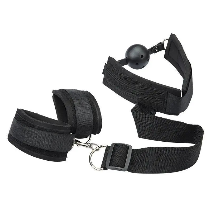 Kit BDSM menottes et gag