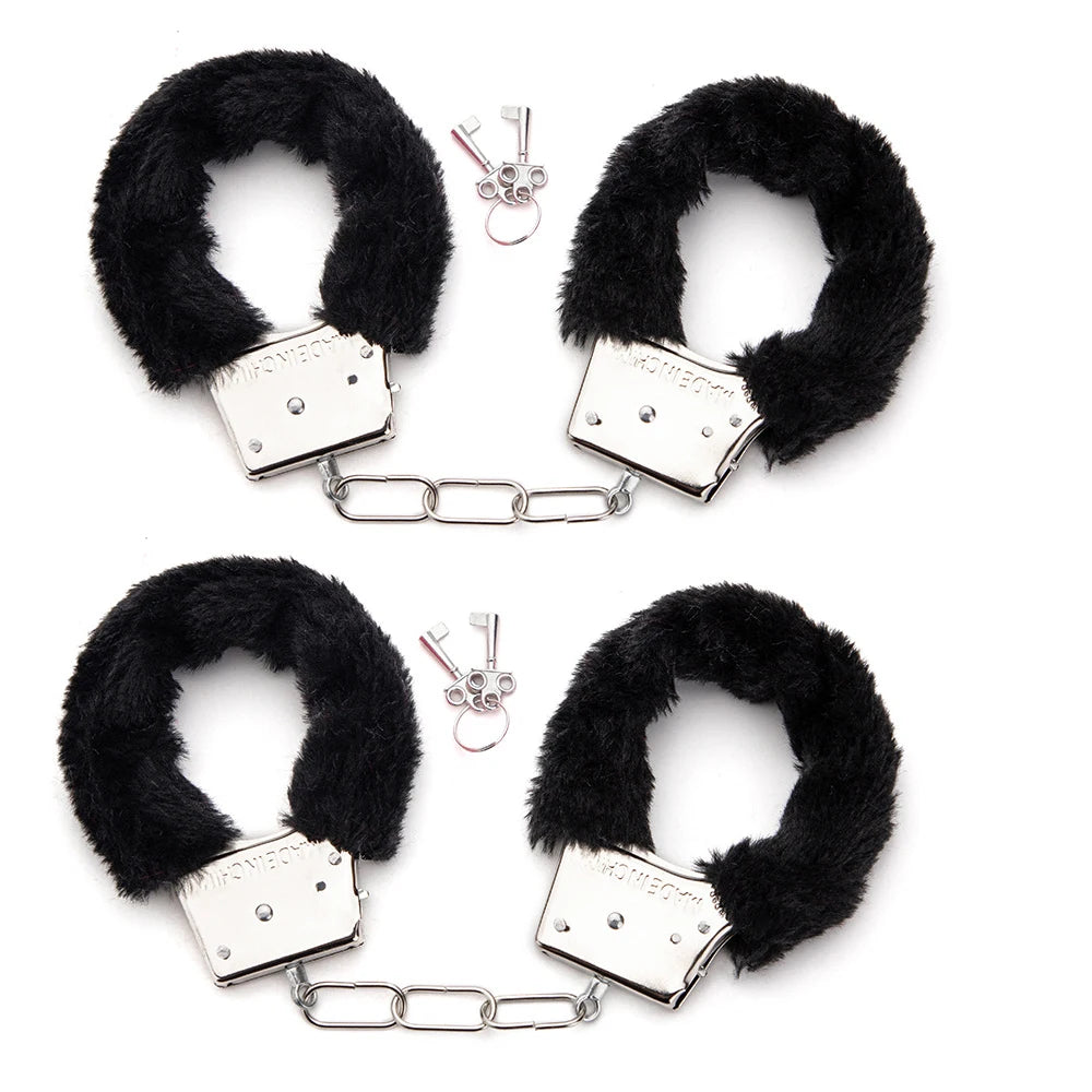 Menottes BDSM - Accessoires bondage et jeux érotiques pour couples