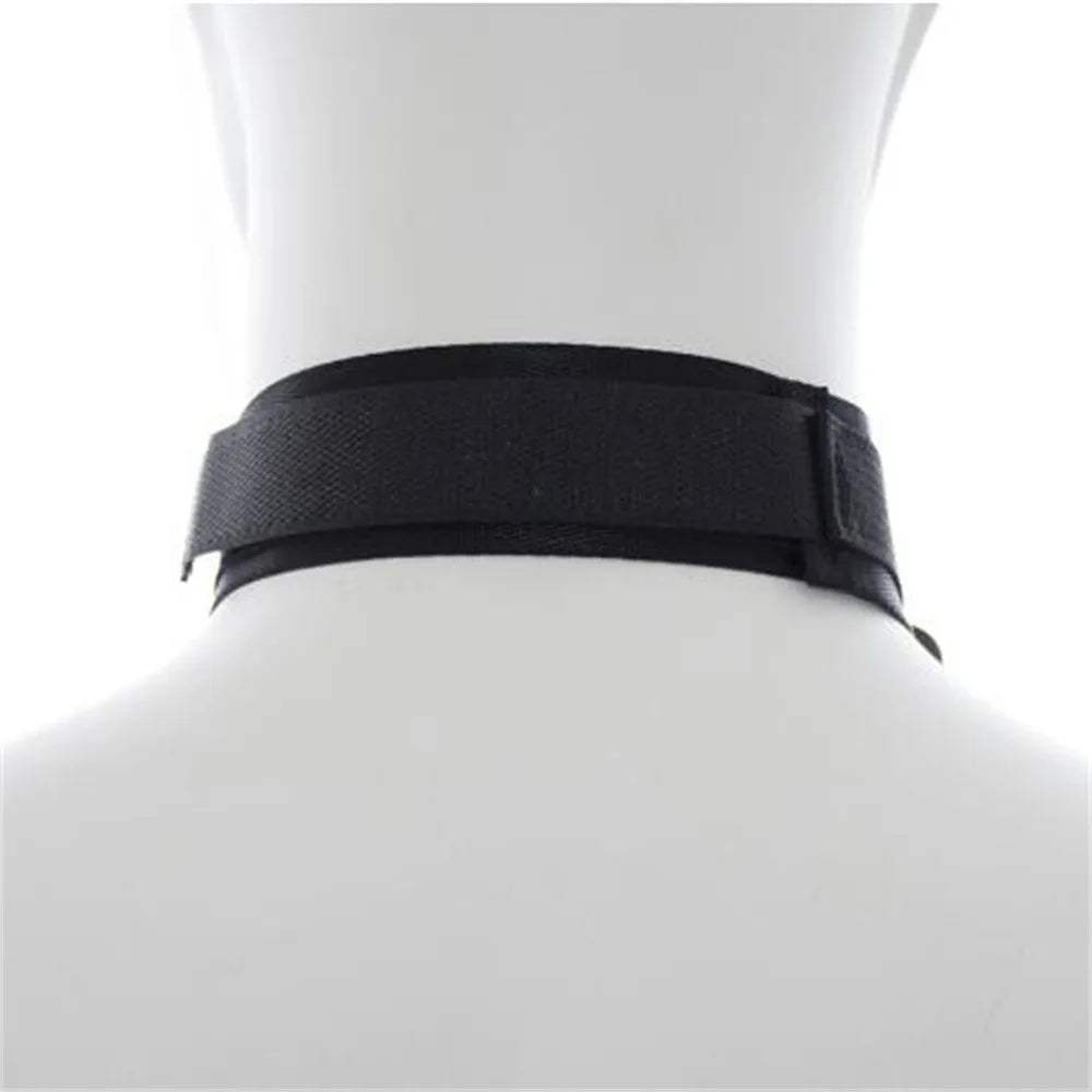Collier et menottes BDSM