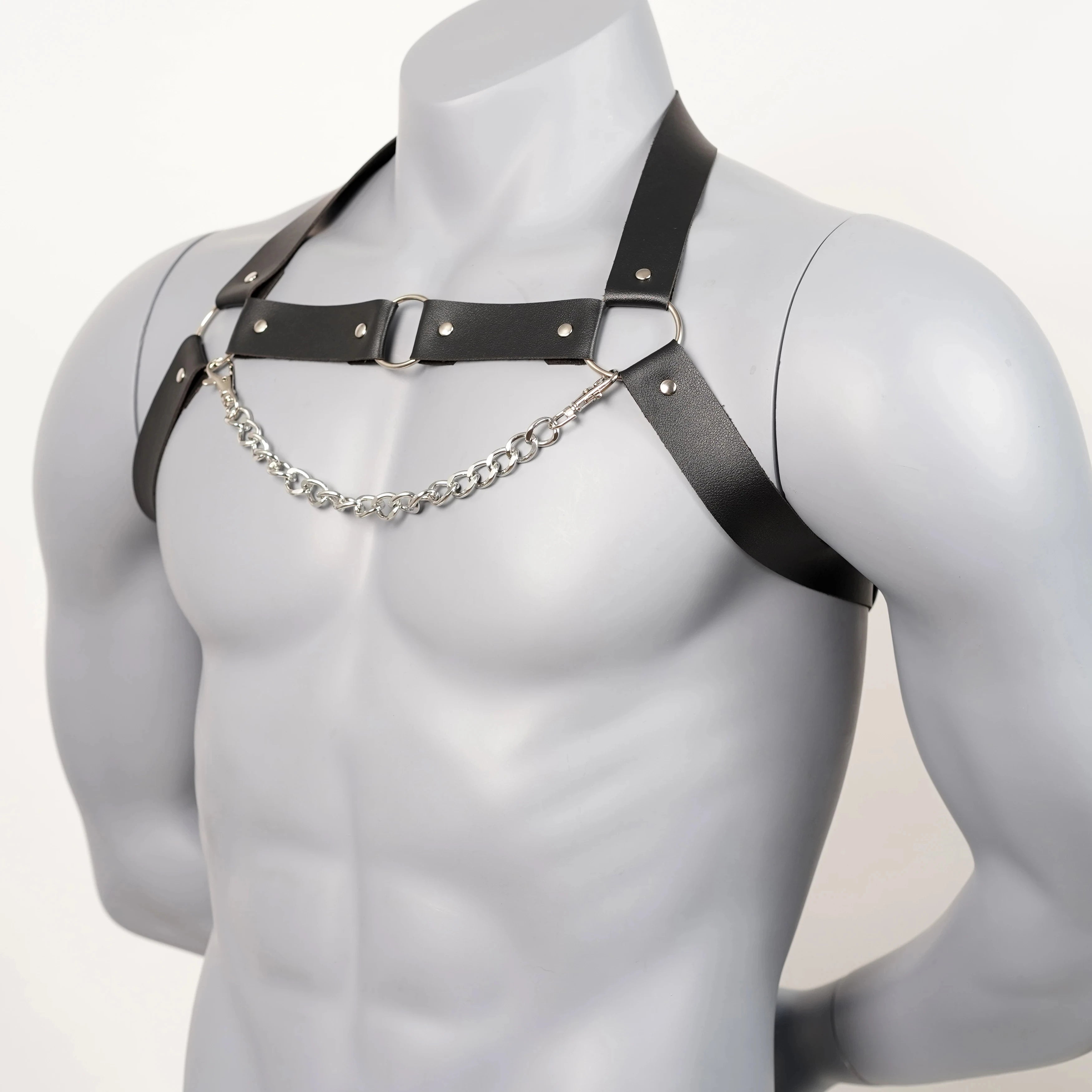 Harnais BDSM en cuir pour hommes