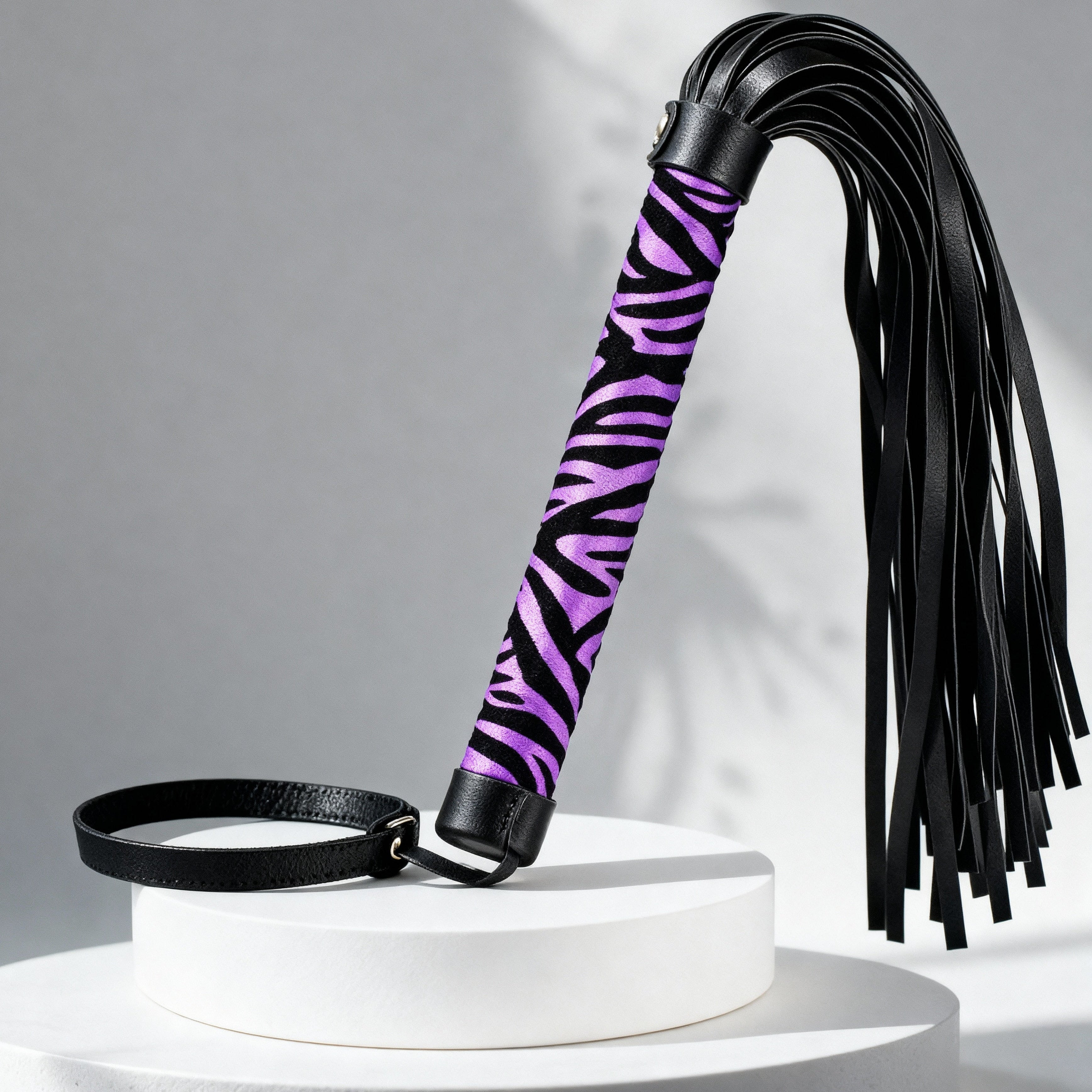 Fouet BDSM en cuir
