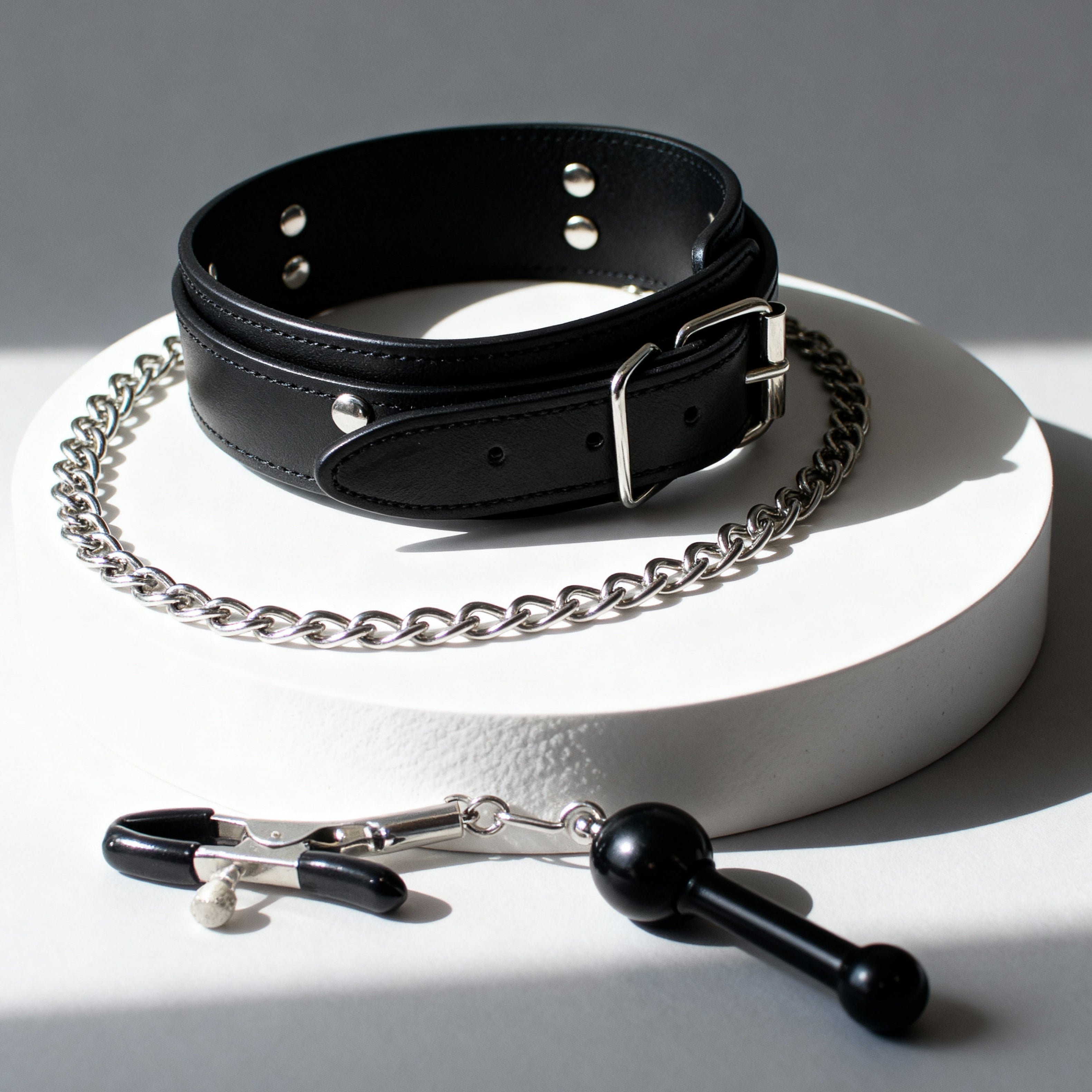 Kit BDSM collier à pinces tétons