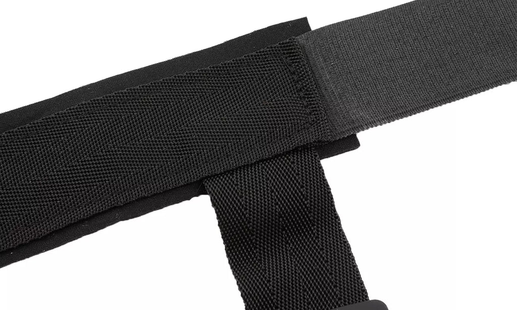 Kit BDSM menottes et gag